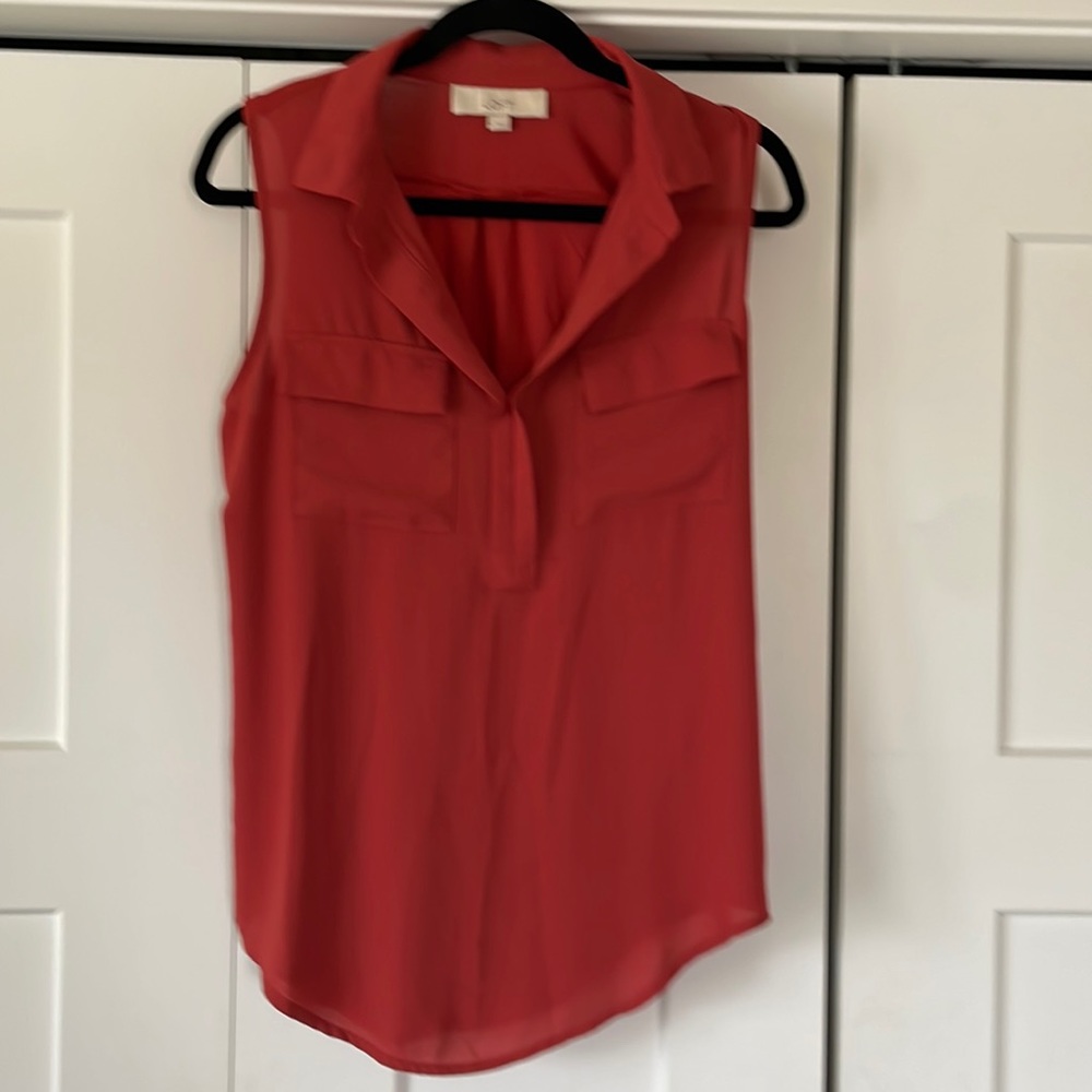 Sleeveless blouse